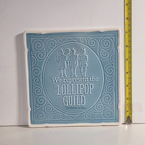 Hallmark's Wizard of Oz The Lollipop Guild Ceramic Tile - Picture 1 of 4